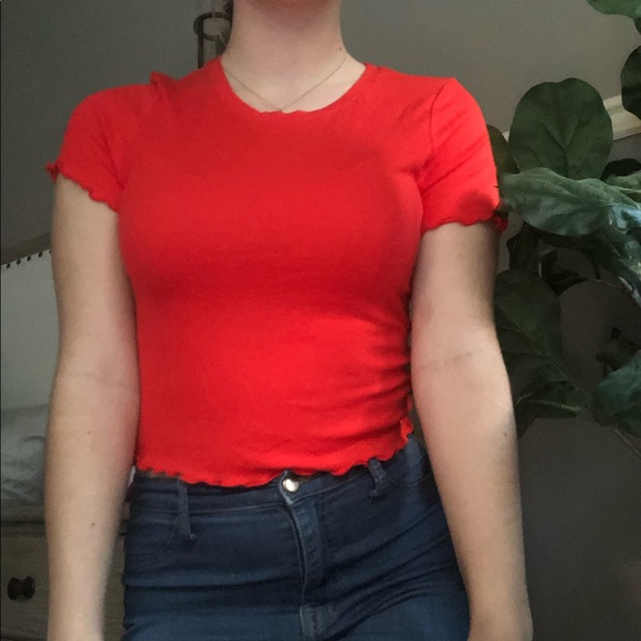 Red top - Picture 2 of 2